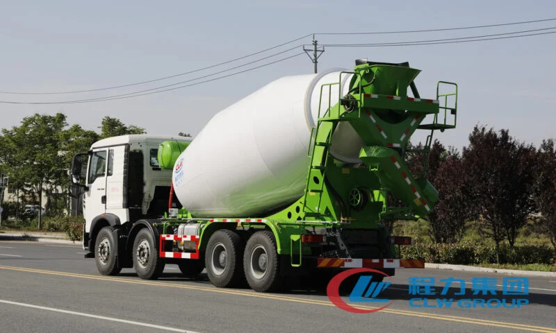 sinotruk howo concrete mixer truck 7