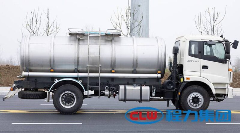 water tank truck 1